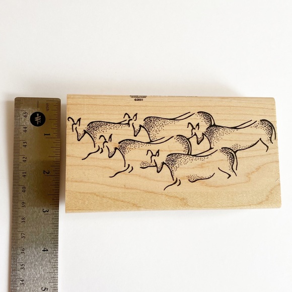 Stamp Oasis Lascaux Herd Wood Mounted Rubber Stamp - Picture 4 of 8